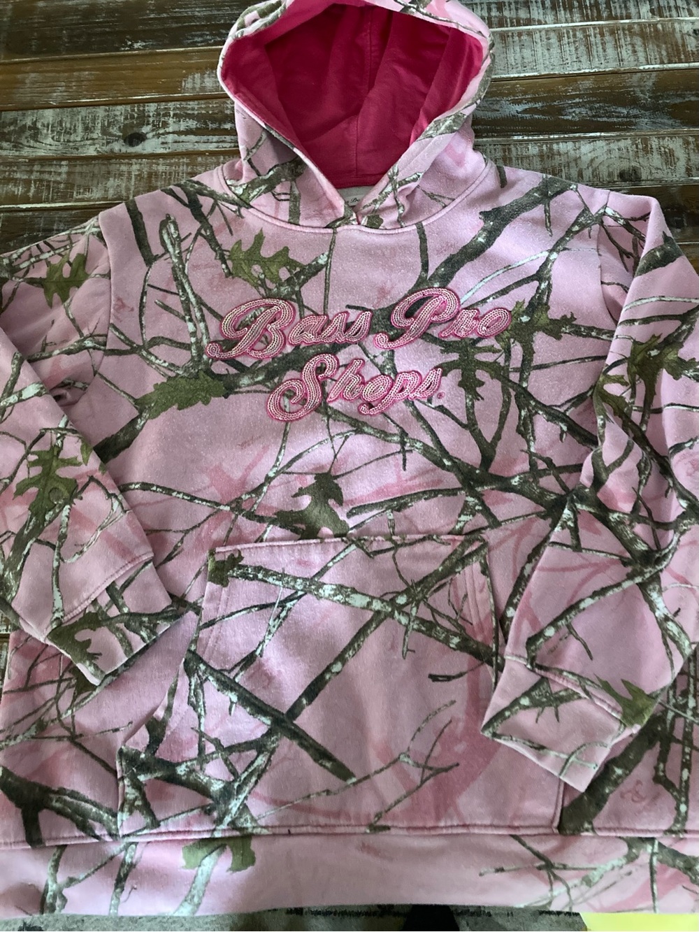 Womens’s Bass Pro Shops Pink Camo Pullover Hoodie